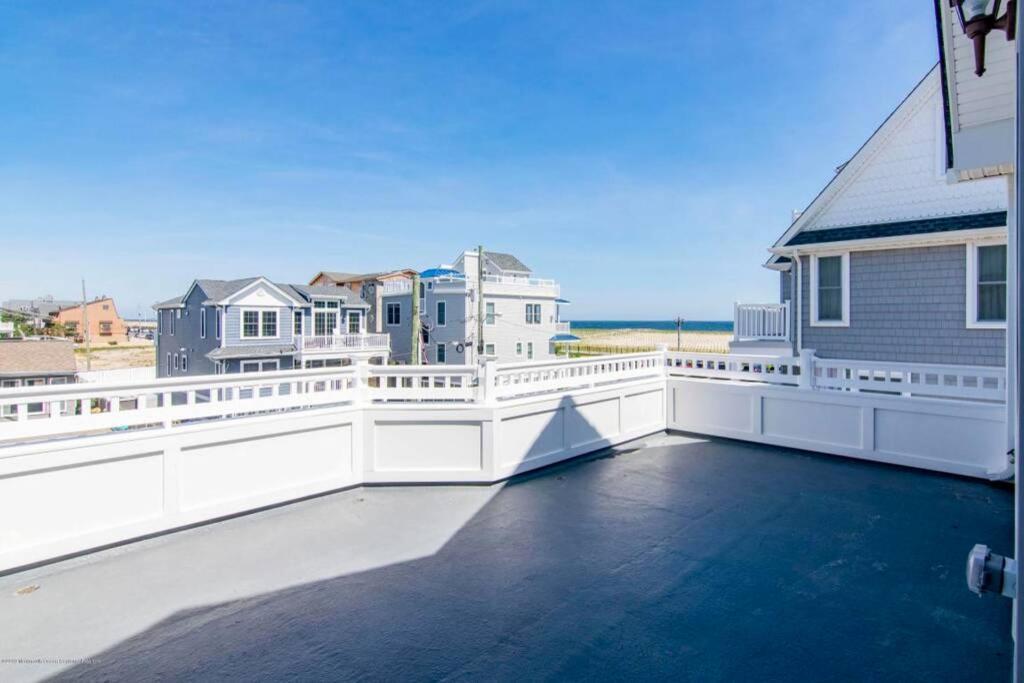 Vila Ocean And Beach Views From Five Decks In Ortley Beach Seaside Heights Exteriér fotografie